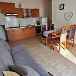 Apartment Hramina *