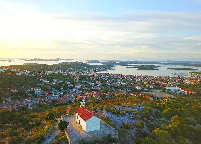 Hramina Lägenhet Murter