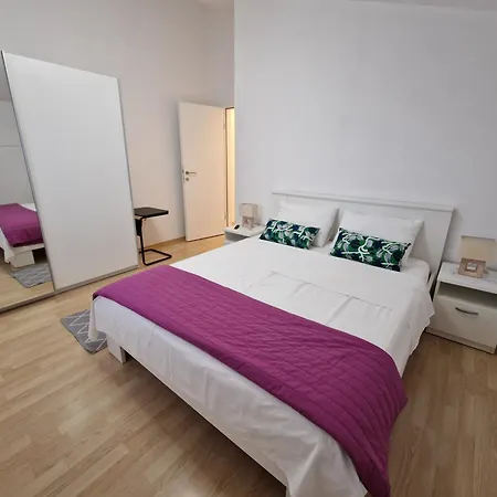 Apartamento Hramina *